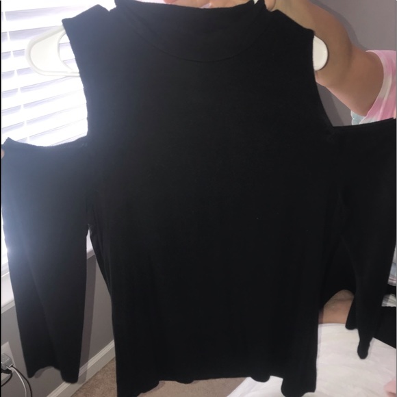 Shirts - Picture 8 of 8